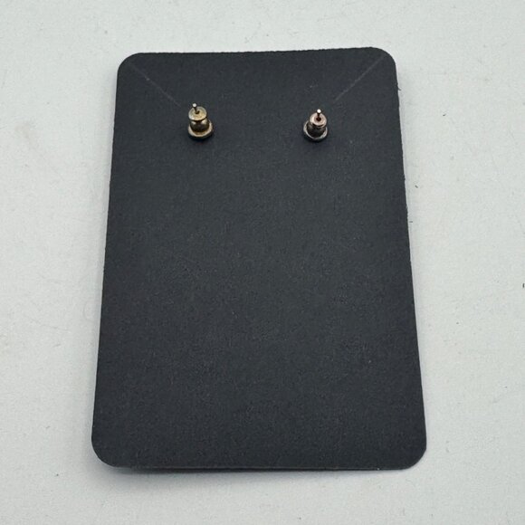 White Enameled Triangle-Shaped Stud Earrings Lightweight & Elegant - Picture 3 of 4